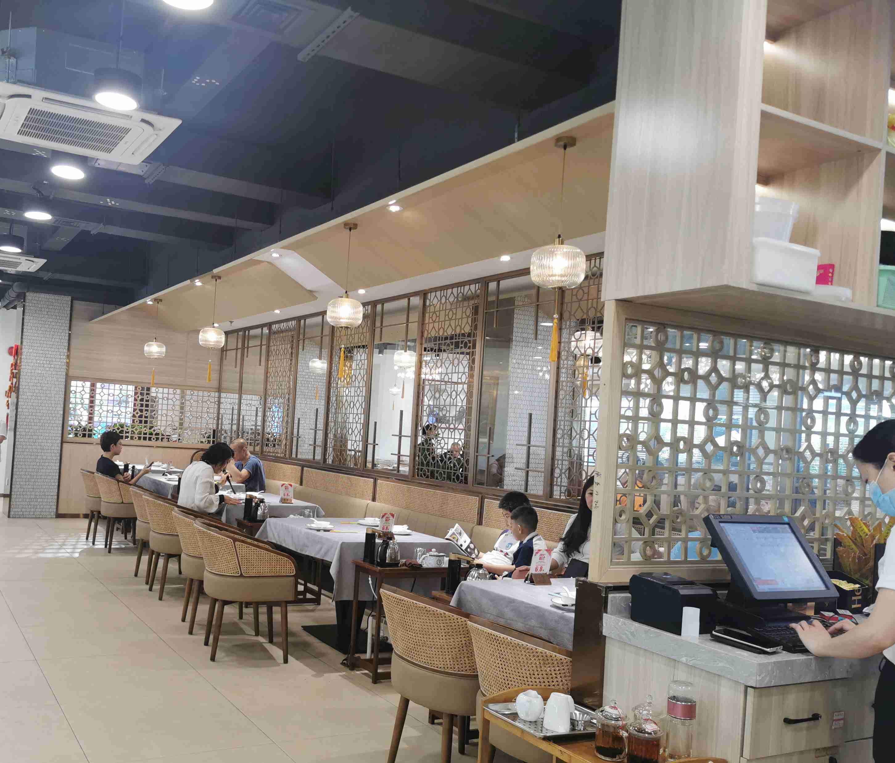 日式简约风餐饮门店装修设计